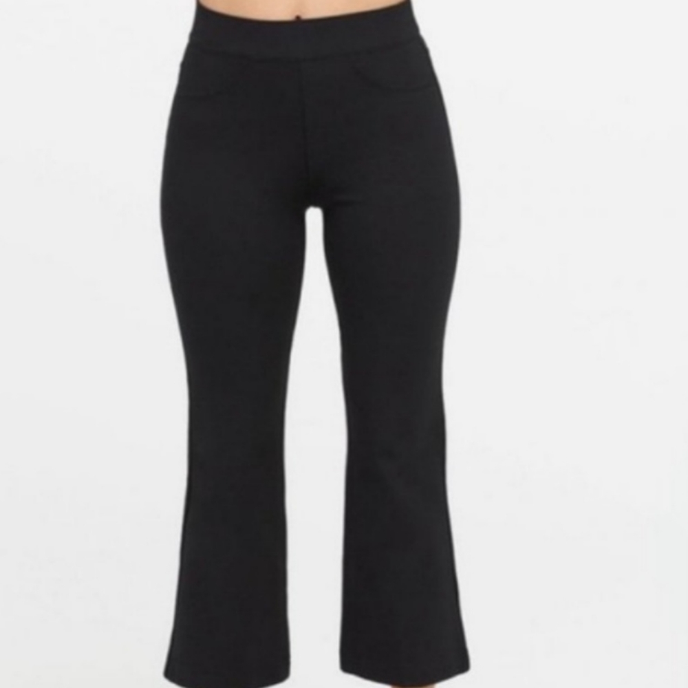 SPANX The Perfect Black Pant Cropped Flare LP